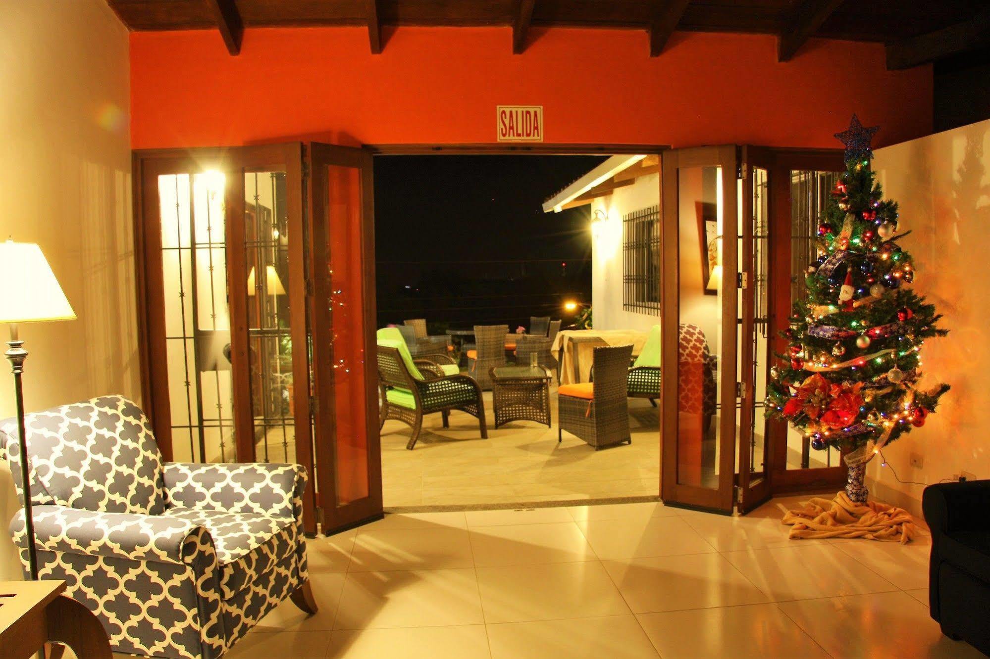 El Mirador Suites マナグア エクステリア 写真